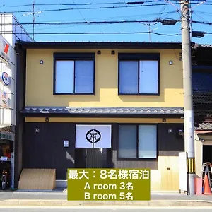 アパート カモンイン 比永城町