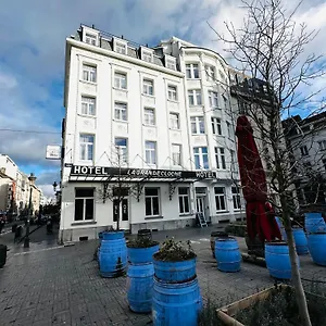 hotel-a-la-grande-cloche.brusselshotelsbook.com/
